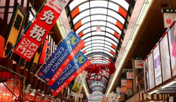 Du lịch Osaka khám phá chợ Kuromon
