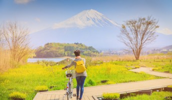 Top 5 Địa Điểm Du Lịch Nhật Bản Dưới Chân Núi Phú Sĩ