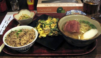 Khám phá ẩm thực Okinawa