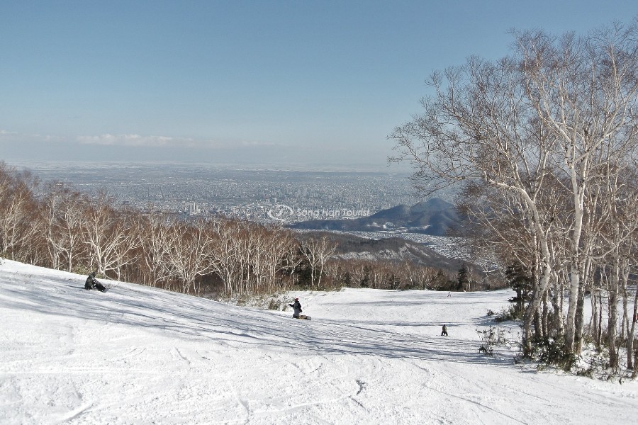 Khu trượt tuyết yên bình và vắng vẻ 