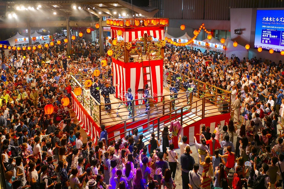 Lễ hội đèn lồng Obon là một trong những lễ hội quan trọng trong văn hóa Nhật Bản.