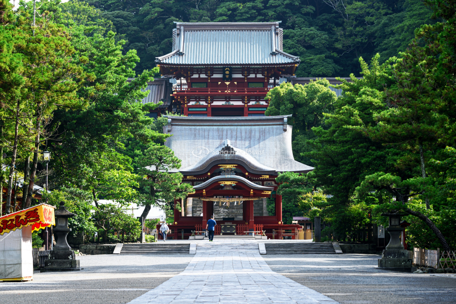 Đền chùa là nơi tín ngưỡng quan trọng của văn hóa Nhật Bản 