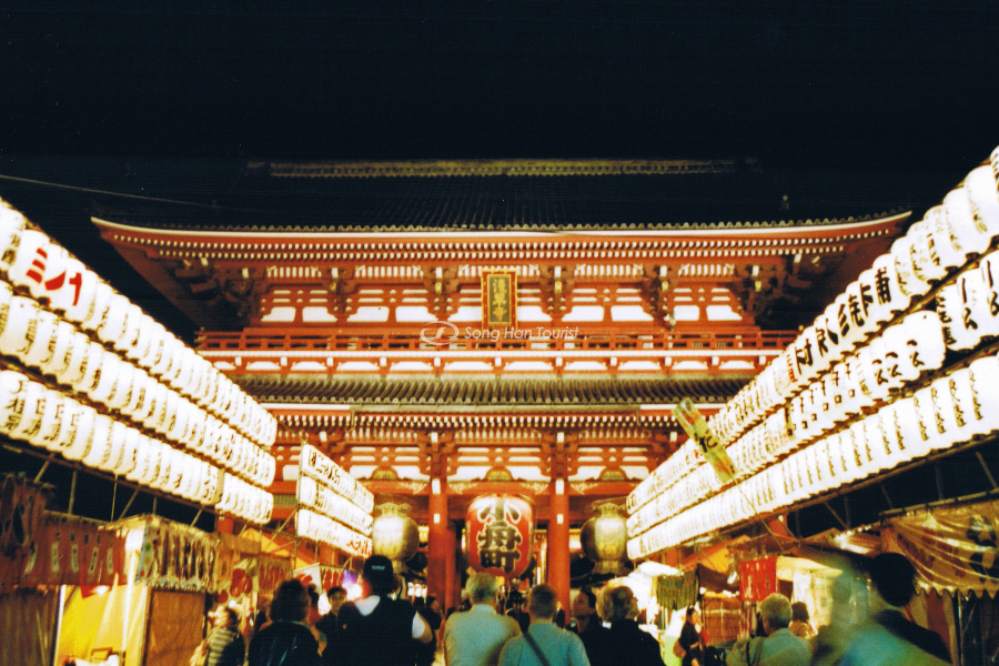 Đền Sensoji - Địa điểm du lịch Nhật Bản nổi tiếng