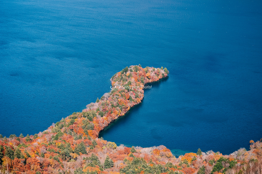 Hồ Chuzenji mùa thu với cảnh sắc tuyệt diệu 