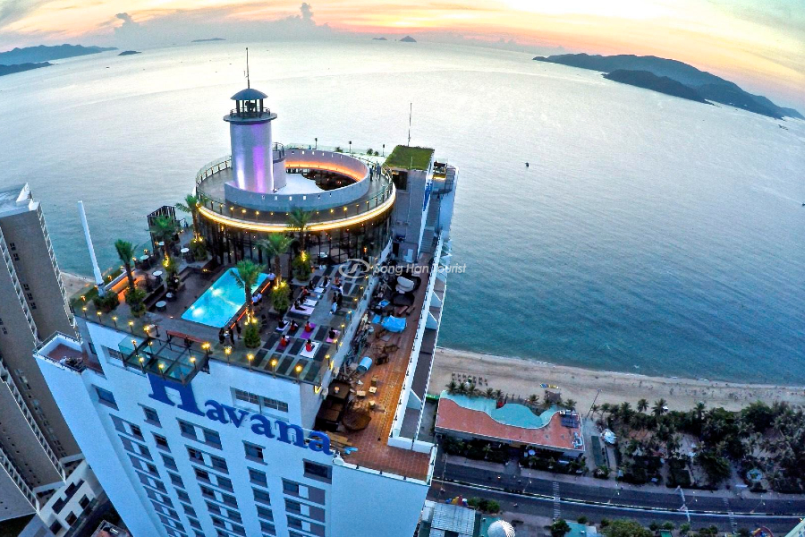 Khách sạn 5 sao Premier Havana Nha Trang nhìn từ trên cao 