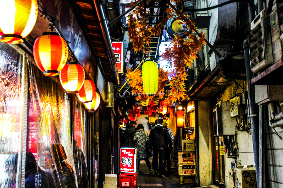 Những ánh đèn rực rỡ và những vị trí ẩm thực nổi tiếng của Osaka sẽ khiến bạn trở nên tò mò và thèm khát khám phá. Hãy cùng đắm mình vào không khí sôi động của Osaka đêm để tận hưởng những khoảnh khắc đáng nhớ nhé!