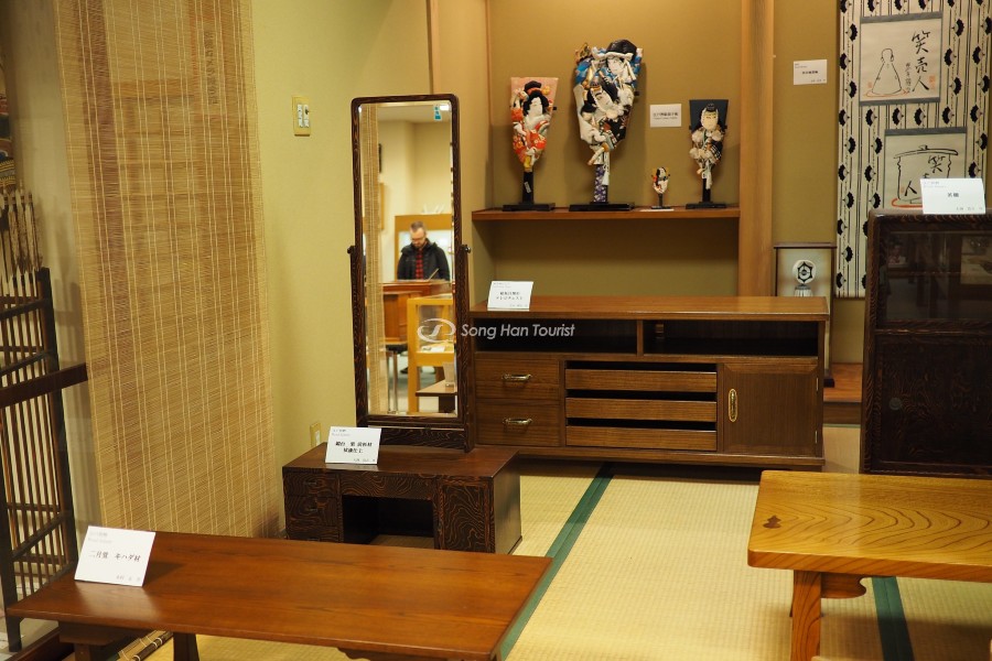 Khu trưng bày nhiều biểu tượng văn hóa nước Nhật 