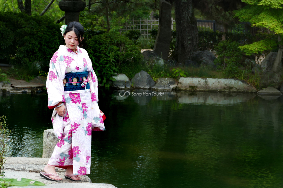 van-hoa-nhat-ban-gan-lien-voi-kimono