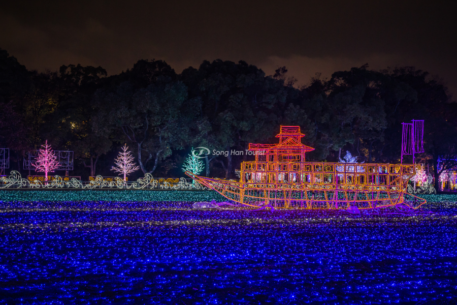 Lâu đài Osaka trong lễ hội ánh sáng 