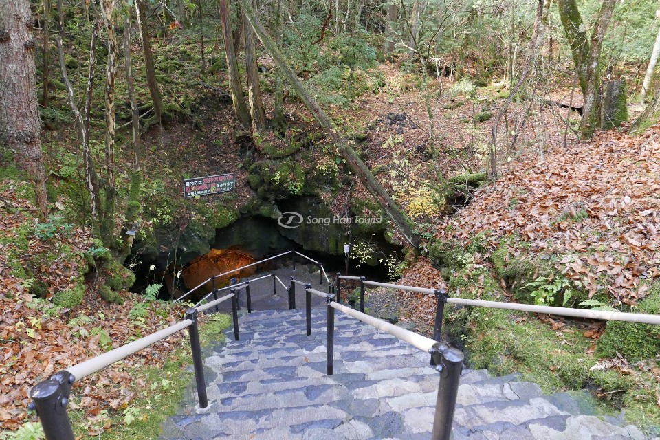 Lối vào hang động Fugaku Kazaana
