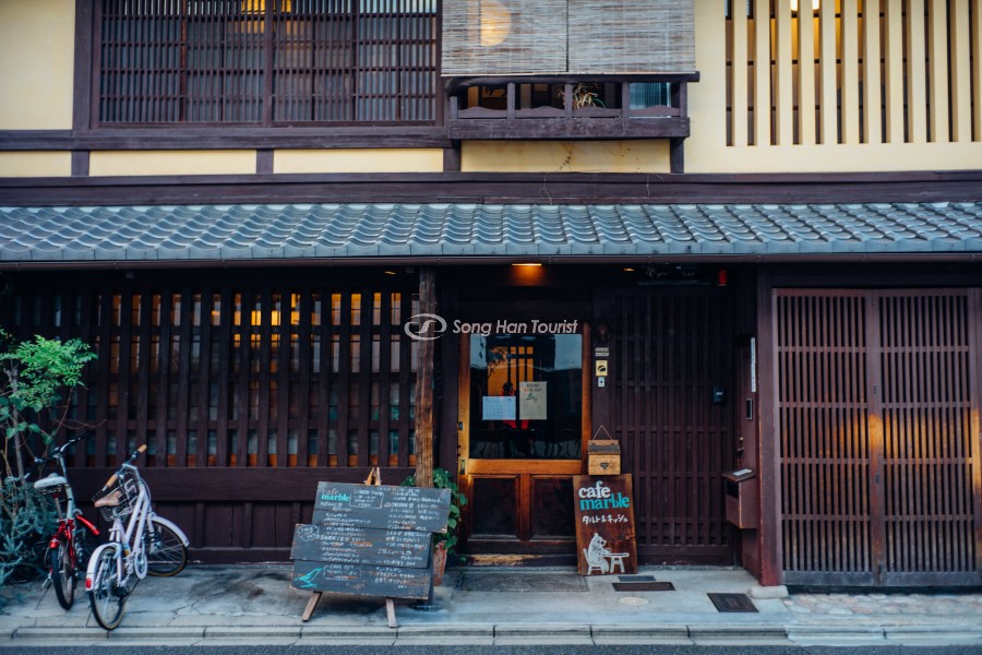 Quán cafe Marble Bukkoji nổi tiếng ở cố đô Kyoto