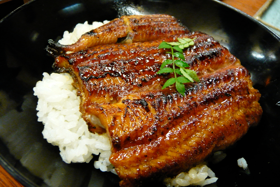Món lươn nướng đặc trưng của Nhật Bản 