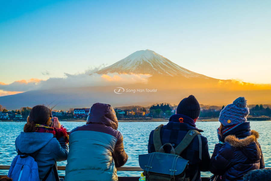 Ngắm núi Fuji từ nhiều nơi 