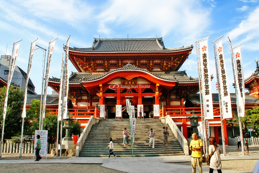 Ngôi chùa Osu Kannon với lượt du khách đến thăm mỗi năm cực lớn