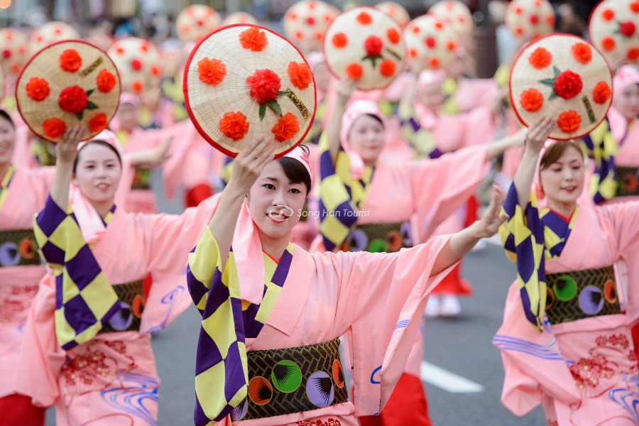 Những điệu múa bắt mắt trong trang phục Yukata