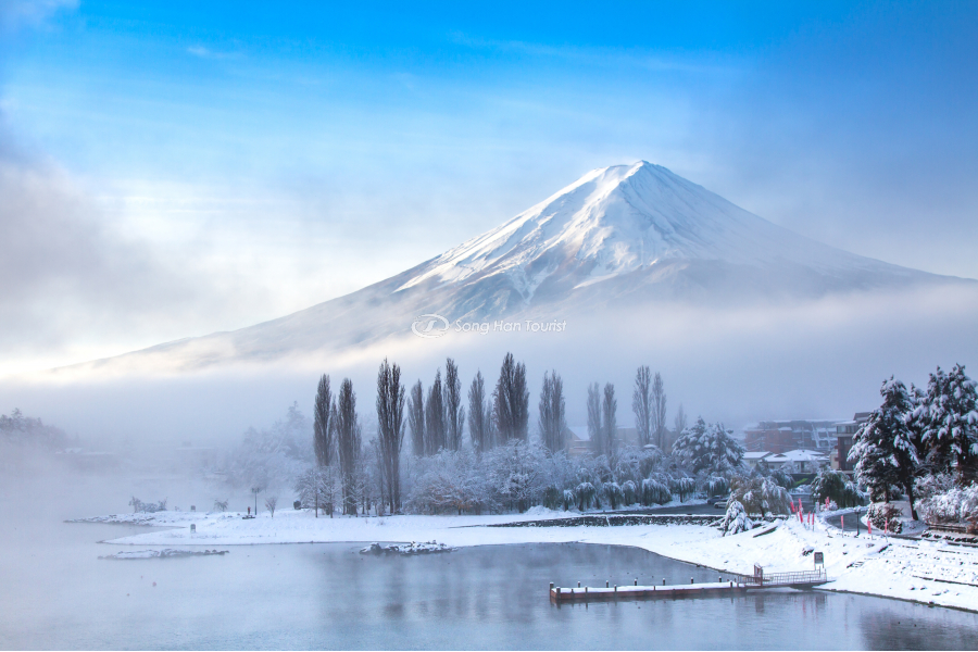 Núi Phú Sĩ vào mùa đông