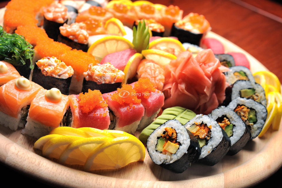 Sushi trong văn hóa Nhật Bản có đến 7 loại khác nhau